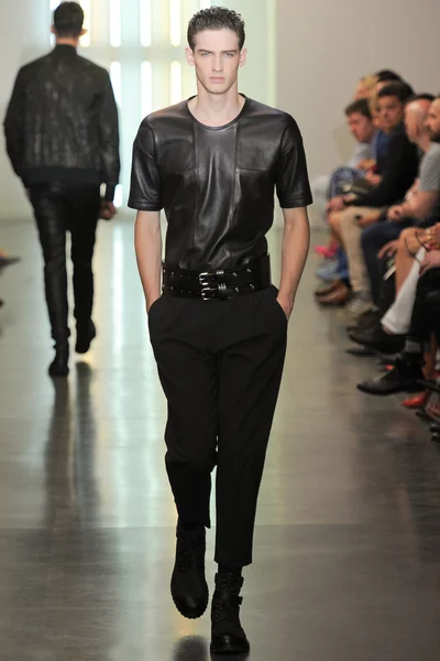 Look 26